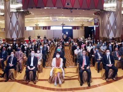 澳娛綜合逾千員工齊觀看中國共產黨成立100周年盛事直播