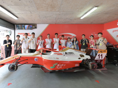 澳娛綜合向青年推廣賽車文化　組織城大學生參觀比賽場地