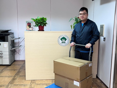 澳娛綜合向社服團體捐贈物資 向社群傳遞關愛