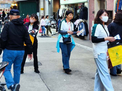 SJM Volunteer Team Participates in &ldquo;Flag-selling Day of the ...