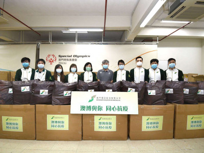 澳博與特奧會及聽障協會合作為澳門弱勢家庭送贈生活包