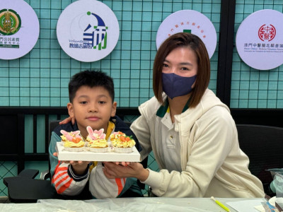 “Colourful Easter Cupcake” parent-child workshop to promote ...