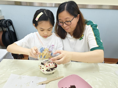 SJM Participates in Father&rsquo;s Day Cream Cake Family Workshop