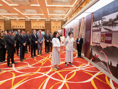 SJM Visits the Exhibition of War of Resistance