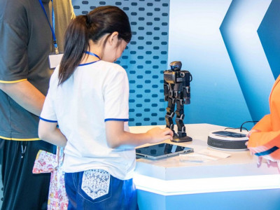 SJM Organises Family Technology Interactive Exploration Tour