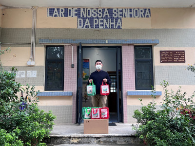 SJM Celebrates Christmas with Social Service Organisations