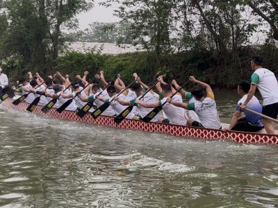 SJM Dragon Boat Team Trains in Jiujiang